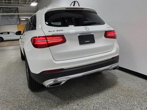 2019 Mercedes-Benz GLC 300 4MATIC