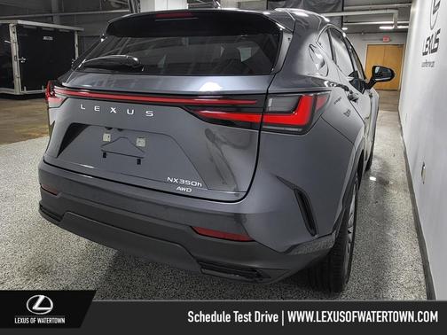 2025 Lexus NX 350h Premium