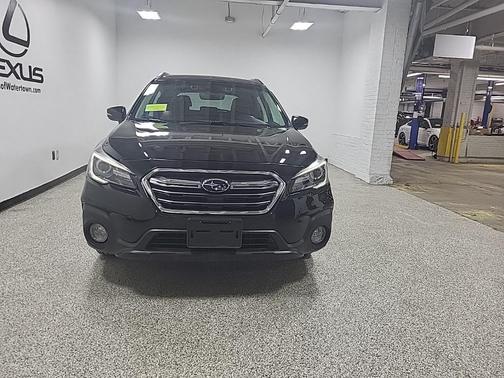2018 Subaru Outback 2.5i Touring
