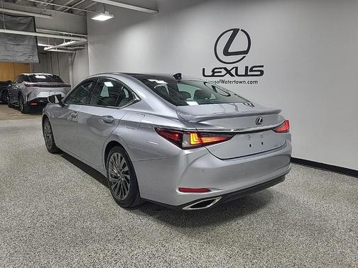 2024 Lexus ES 350 Luxury