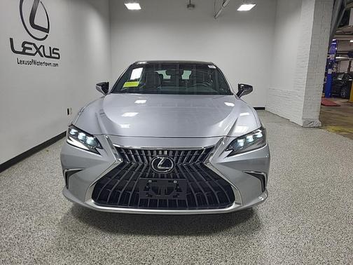 2024 Lexus ES 350 Luxury