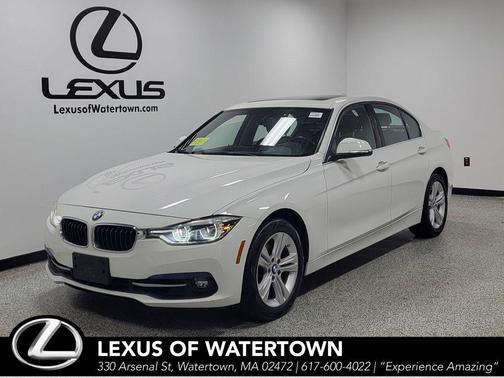 Alpine White 2018 BMW 330 xDrive