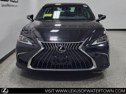 Caviar 2023 Lexus ES 350 Base