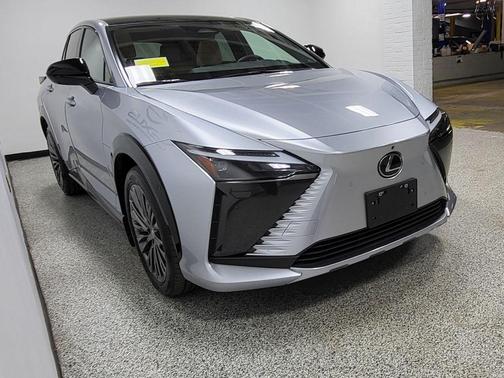 2023 Lexus RZ 450e Luxury