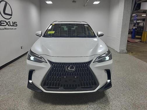 2022 Lexus NX 350h AWD