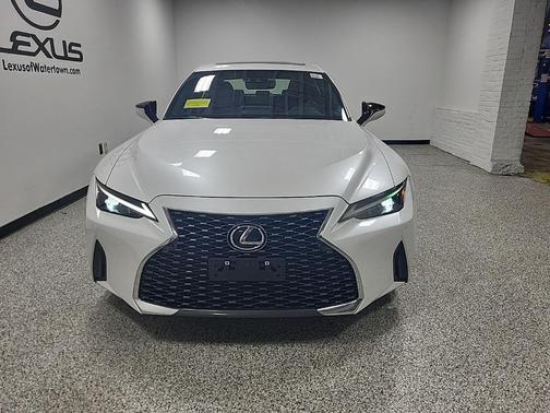 2022 Lexus IS 300 Base