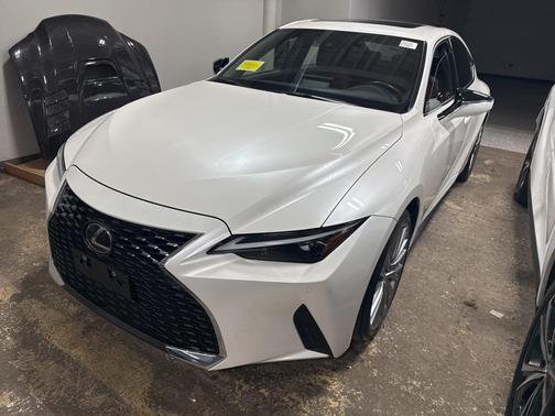 2022 Lexus IS 300 Base