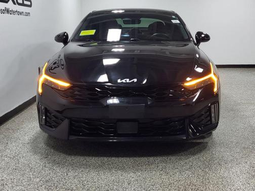 Aurora Black Pearl 2025 Kia K5 GT-Line