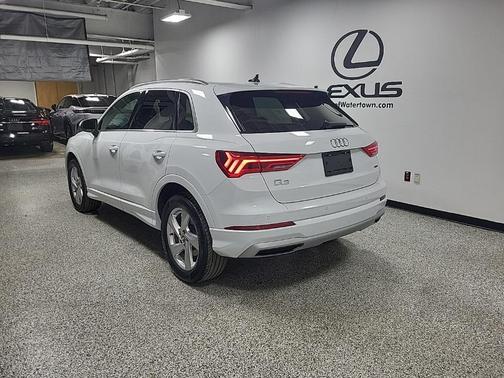 2020 Audi Q3 45 Premium