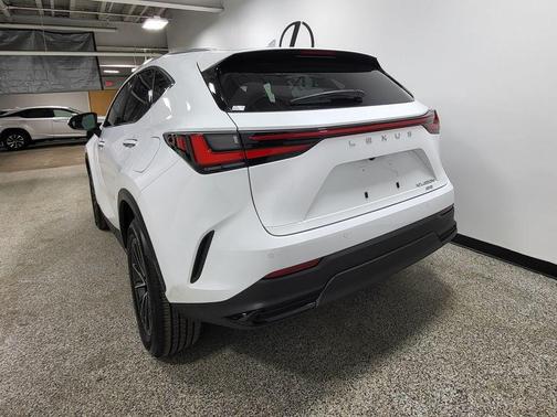 2026 Lexus NX 450h+ Premium