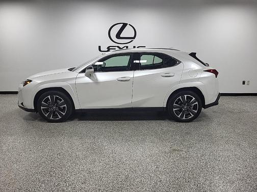 2024 Lexus UX 250h Base