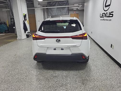 2024 Lexus UX 250h Base