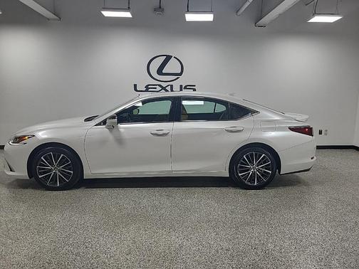 2024 Lexus ES 350 Base