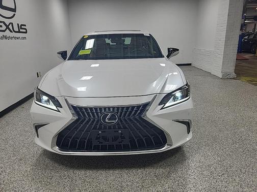 2024 Lexus ES 350 Base