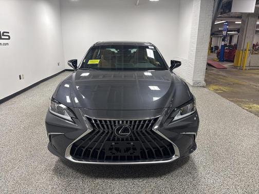 2024 Lexus ES 350 Base