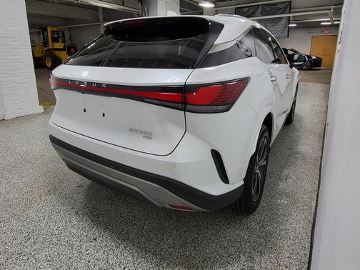 White Pearl 2024 Lexus RX 350 Base