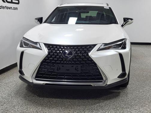 Eminent White Pearl 2020 Lexus UX 250h Base