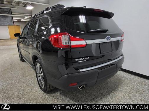 2021 Subaru Ascent Limited 8-Passenger