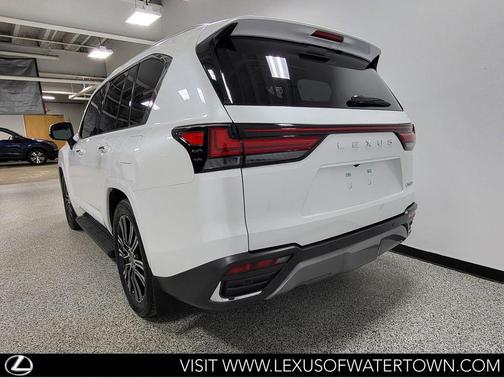 2024 Lexus LX 600 Luxury