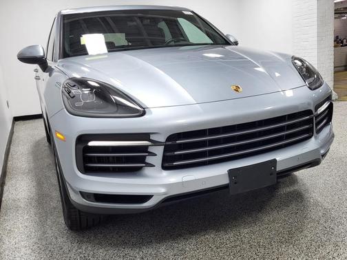 2020 Porsche Cayenne Cayenne