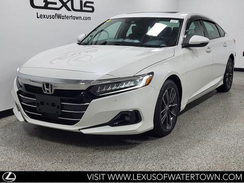 Platinum White Pearl 2021 Honda Accord EX-L 1.5T