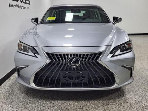 Iridium 2025 Lexus ES 350 Base