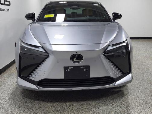 Iridium 2023 Lexus RZ 450e Premium