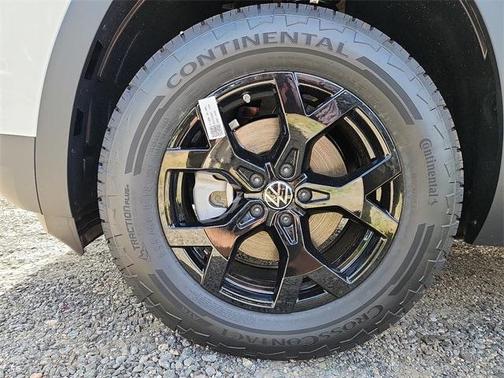 2025 Volkswagen Atlas 2.0T Peak Edition