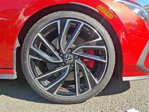 2023 Volkswagen Golf GTI 2.0T Autobahn