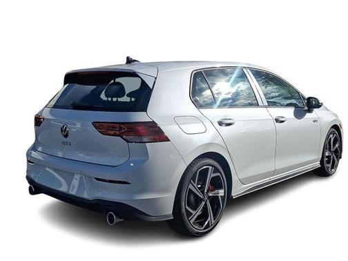 2026 Volkswagen Golf GTI SE