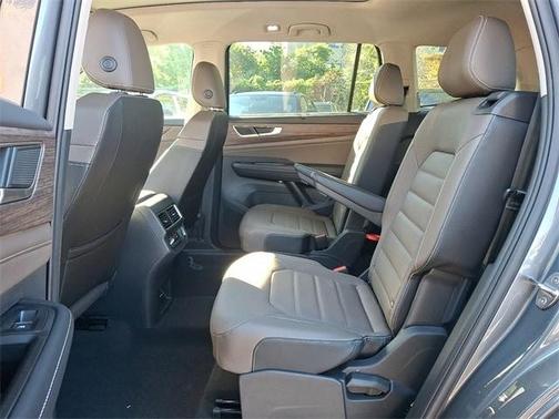 2025 Volkswagen Atlas 2.0T SEL
