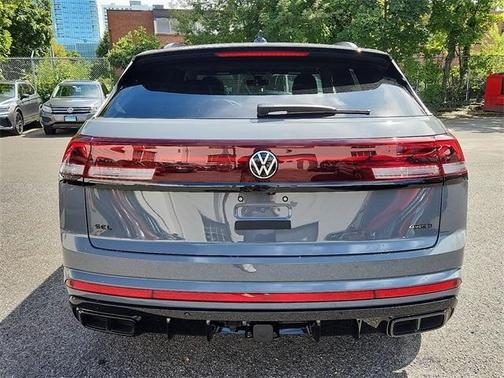 2026 Volkswagen Atlas Cross Sport 2.0T SEL R-Line Black