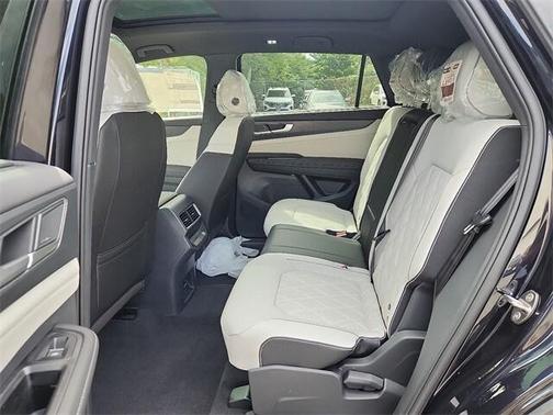 2025 Volkswagen Atlas Cross Sport 2.0T SEL Premium R-Line