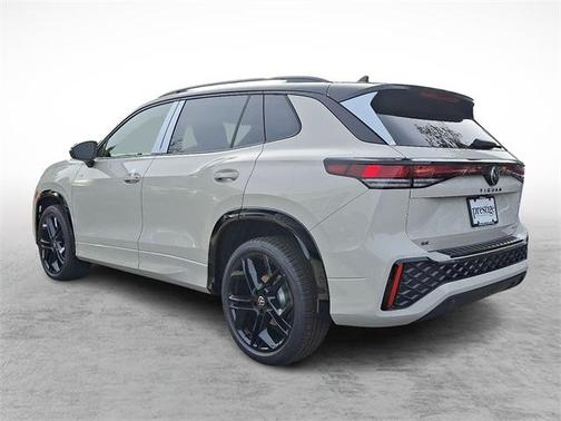 2025 Volkswagen Tiguan 2.0T SE R-Line Black