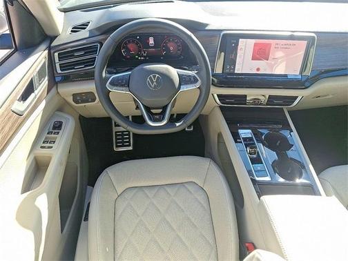 2025 Volkswagen Atlas 2.0T SEL Premium R-Line