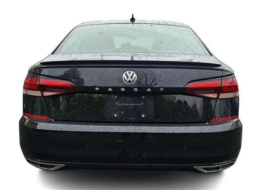 2020 Volkswagen Passat 2.0T R-Line