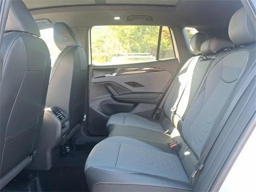 2025 Volkswagen Tiguan 2.0T SE R-Line Black
