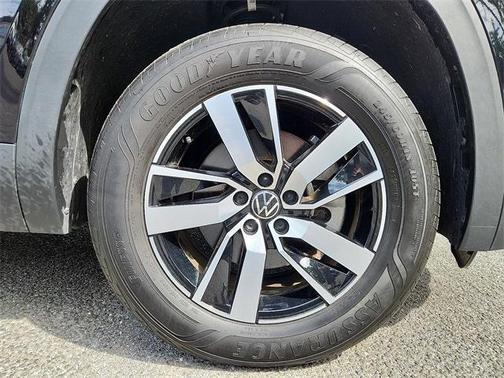 2023 Volkswagen Atlas 2.0T SE