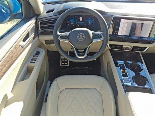 2025 Volkswagen Atlas 2.0T SEL Premium R-Line