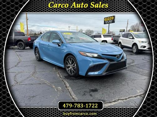 2024 Toyota Camry SE