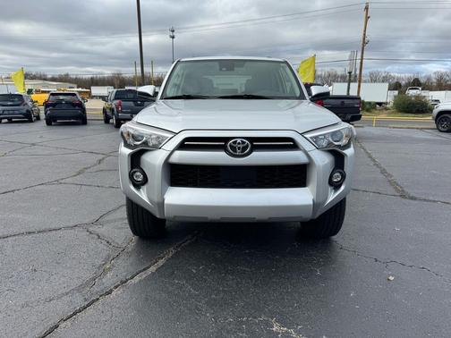 2024 Toyota 4Runner SR5