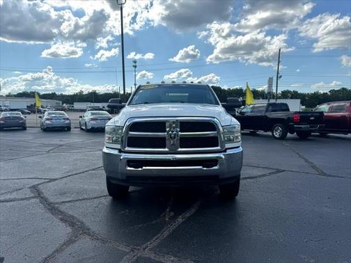 2018 RAM 3500 Tradesman Crew Cab 4x4 8' Box