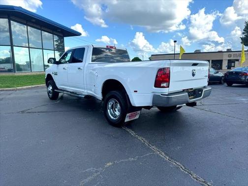 2018 RAM 3500 Tradesman Crew Cab 4x4 8' Box