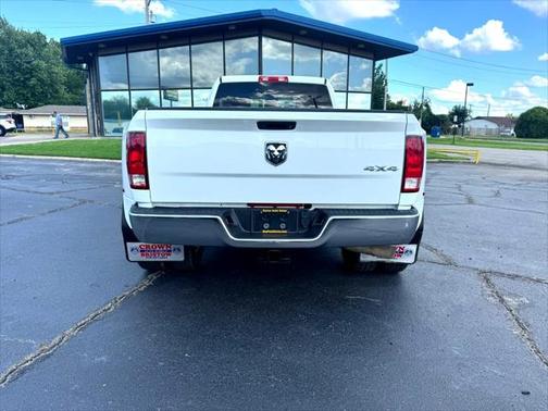 2018 RAM 3500 Tradesman Crew Cab 4x4 8' Box