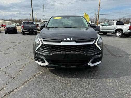 2024 Kia Sportage LX