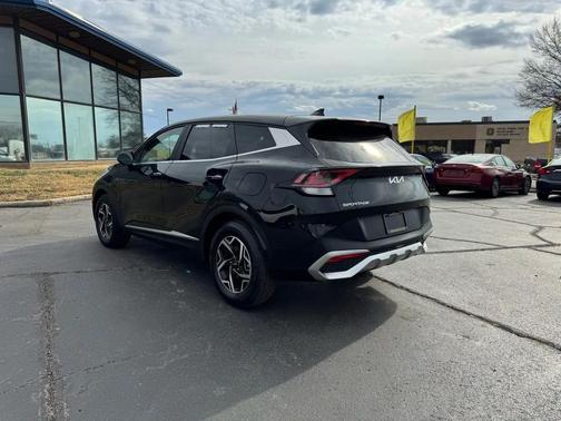 2024 Kia Sportage LX