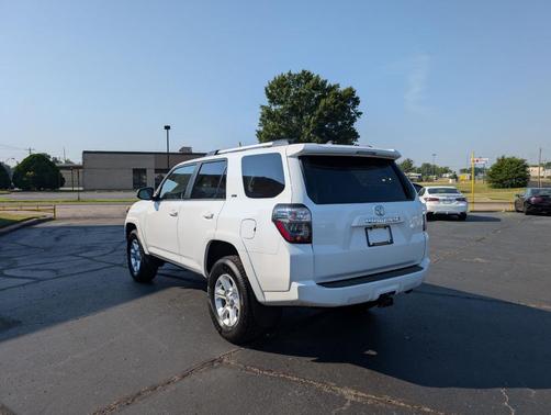 2024 Toyota 4Runner SR5