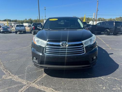 2014 Toyota Highlander LE