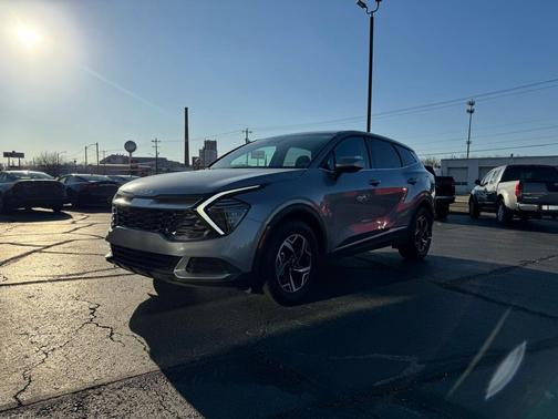 2024 Kia Sportage LX