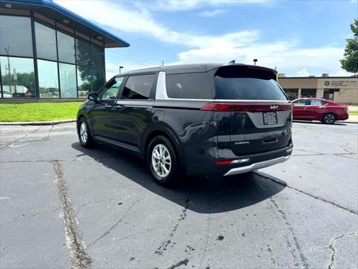 2024 Kia Carnival LX